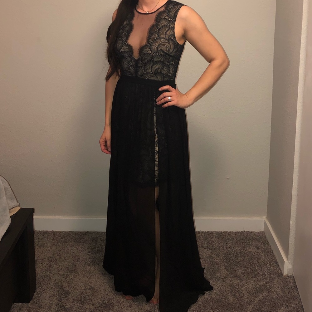 Bebe maxi evening dress